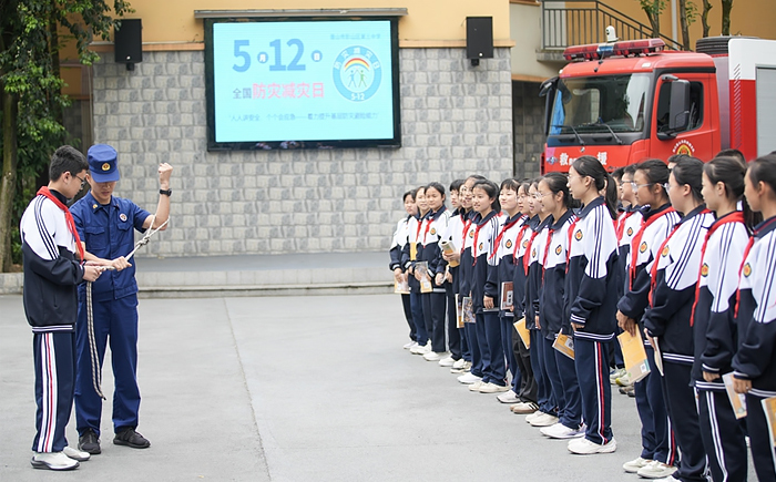 各地開展活動迎接全國防災(zāi)減災(zāi)日