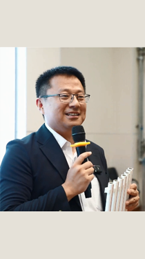 如何讓孩子們對(duì)科學(xué)感興趣？來聽他的講述