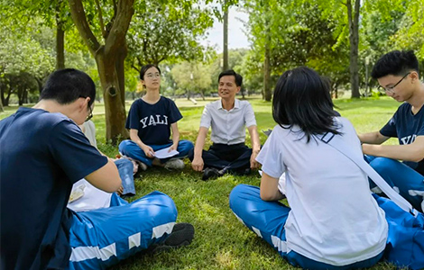 湖南省長(zhǎng)沙市雅禮中學(xué)校長(zhǎng)、教師 王旭